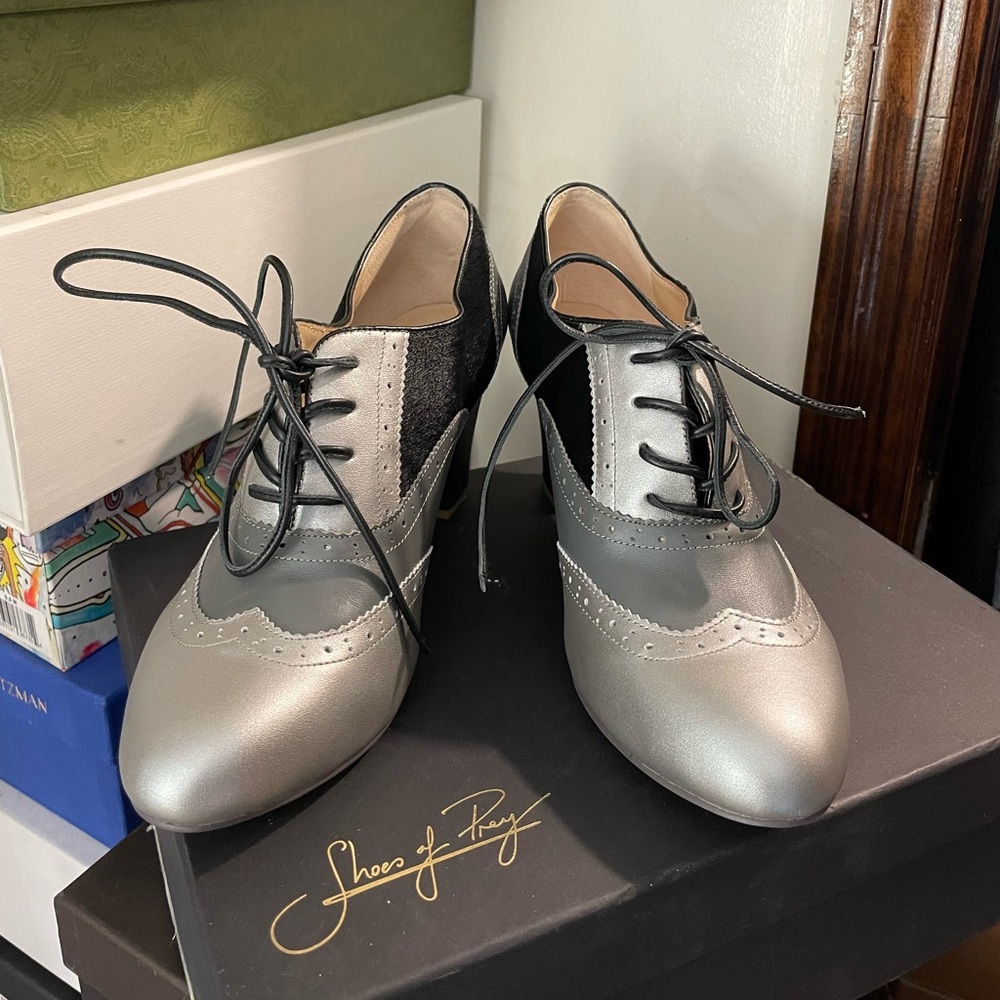 Oxford bootie by Shoe Fly